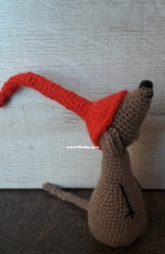 Mouse in a hat