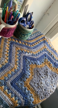 bettymcknit.com - Betty Mcknit - 6 Day Star Blanket