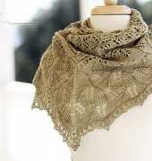 Eiregal shawl by Rosemary (Romi) Hill