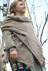 Knotions Fall 2016-Inis Oírr Shawl by Kelly G.-Free