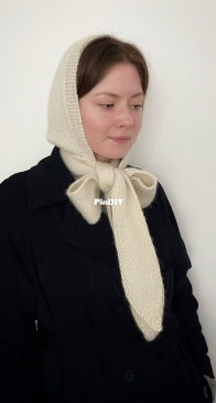 Bow Bonnet by Nataliia Nataknit