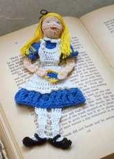 Andersons Creations- LoisLeigh Anderson- Alice in Wonderland Bookmark