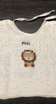 bibs lion