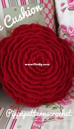 Pippa Patterns Crochet - Connie Rockliff - Rose Cushion