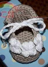 Mon Petit Violon - Vita Apala - Poppy Baby Booties