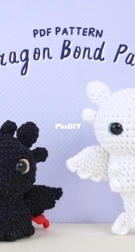Elegant Purely - Sarah Smith - Dragon Bond Pair: Baby Dragon and Gentlefang Dragon