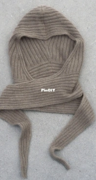 Alex Hood by Pernille Larsen - Knitting for Olive