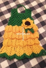 Dress pot holder decoration