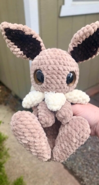 Pebble Crochet Shop 23 - Natalie - Eeve