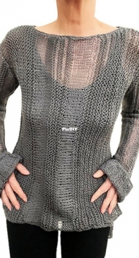 Atypical sweater by Petra Breakstone