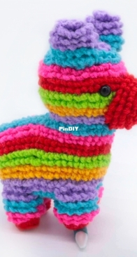 Stringy Ding Ding - Olive - Pinata Amigurumi - Free