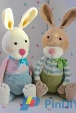 Laura Leonard - Merryweather and Earl the Rabbits - Russian - Translated
