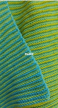 Martha Lyons - Sliding Garter Blanket - English