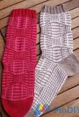Montgolfiere Socks by Stephanie van der Linden-English-Free