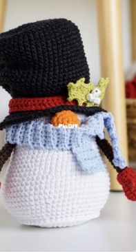 Polushka Bunny - Crochet Page - Gnomeland - CrochetGnome Toys - Maria Ermolova - Snowman Gnome