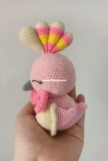 Amigurumi Mabel the Major Mitchell Cockatoo
