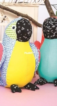 Polly Percy Parrot by Jo Carter from Love Sewing Issue 23 -  Free