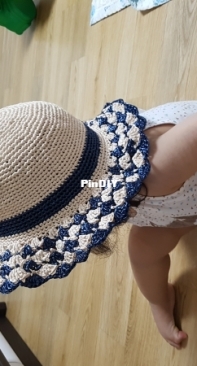 hat