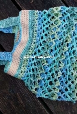 Another style of crocheted grocery bag