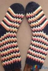 False Flame Socks by Donna Druchunas /Craftsy Class: Knit Original Cuff Down Socks