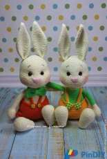 Maria Ustyushkina - Bunny - Spanish - Translated