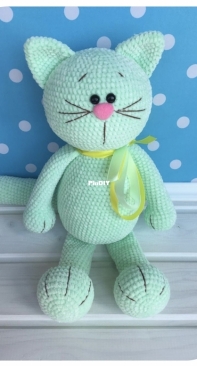 Evdjenia / Evgenia Blaginina - Warm Cat