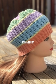Spring is Coming Hat by Eva L