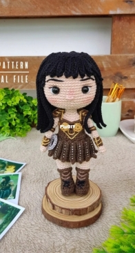 FuriFuri Amigurumi - Ana Karolina Ramalho - Xena Warrior Princess