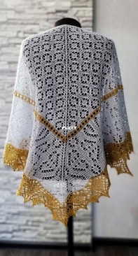 Shawl Valeria 2 by Maria Plugina-Russian-Free