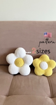 Enjoy Toys Design _ crochet flowers , set of 2 crochet pillows _ English
