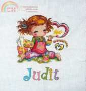 Shinny room for Judit