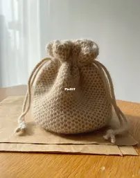 Honey Bucket Bag by Mette-Wendelboe Okkels - PetiteKnit - French