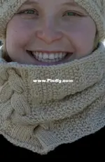 Song of Joy Cowl by Lara Simonson