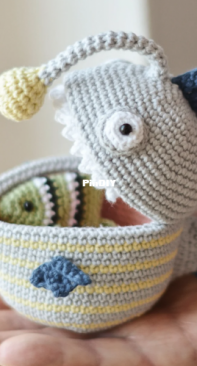 Firefly crochet - Olga Mareeva - Anglerfish & Angelfish / Rape & Pez Angel - Spanish and English