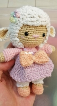 Amigurumi Little Sheep