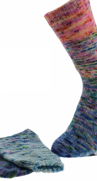 Fade Away Socks by Sylvia Roozeboom-English, Dutch-Free