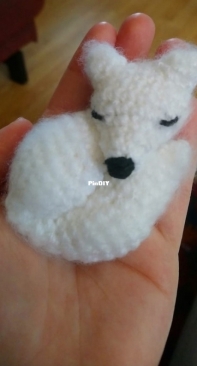 The Woolly Scientist - Aoife Hardesty - Lulu the Woolly Arctic Fox - Free