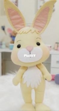 Atelie Pedacinho de Pano - Evellyn Fontenelle - Rabbit - Abel - Portuguese - Free