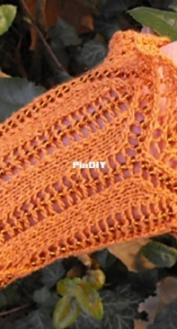 wrist warmer Penelope by Birgit Freyer - Die WollLust - German