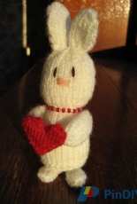 Mini Easter Bunny by Aine Marriott -English-Free