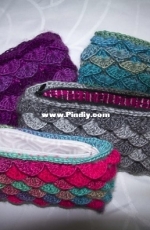 Crochet Past Bedtime - Jenniiguess - Jenni - Crocodile Stitch Clutch - Free