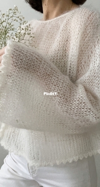 Bell sweater by Elvira Nurtdinova