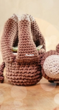 Made by Zee - Made by Miss Zee - Martje Wubs - Little Mr Mo Plant Hanger