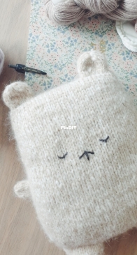 Chunky Ibo Pillow by Heidi Bang - Arctic Kids Knit Studio