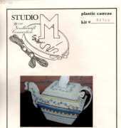 Studio M 22719 - Plastic Canvas Teapot Tissue cover