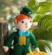 Redheart Yarn, LW3567 - Kitrick the Leprechaun - Free