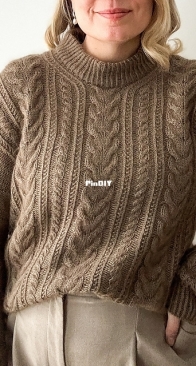 Vivi Pullover by Sari Nordlund - LunaKnit
