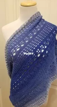 Silver Rose Studio - Tammy - Evie Rose Mobius Inﬁnity Scarf