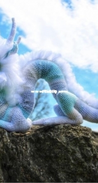 Crafty Intentions - Megan Lapp - Eastern Dragon with Add-on - Ostlicher Drache mit Add-on - German