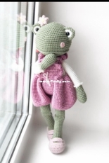 KnitToys - Tatyana Medvedeva - Pretty frog - Russian